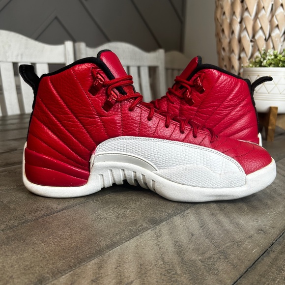 Air Jordan 12 Retro Gym Red Size 9 OG XII Nike Men’s White 2016 - Picture 3 of 8